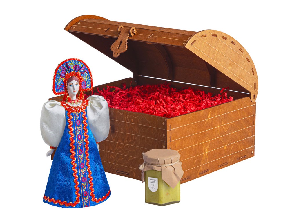 Подарочный набор: кукла фарфоровая, крем-мёд с лаймом и имбирем