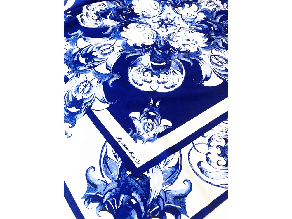 Набор: платок Гжель и свеча Птица счастья