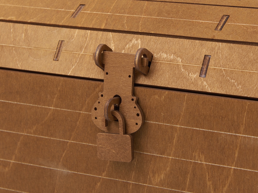 Подарочный набор: кукла фарфоровая, крем-мед, голубой