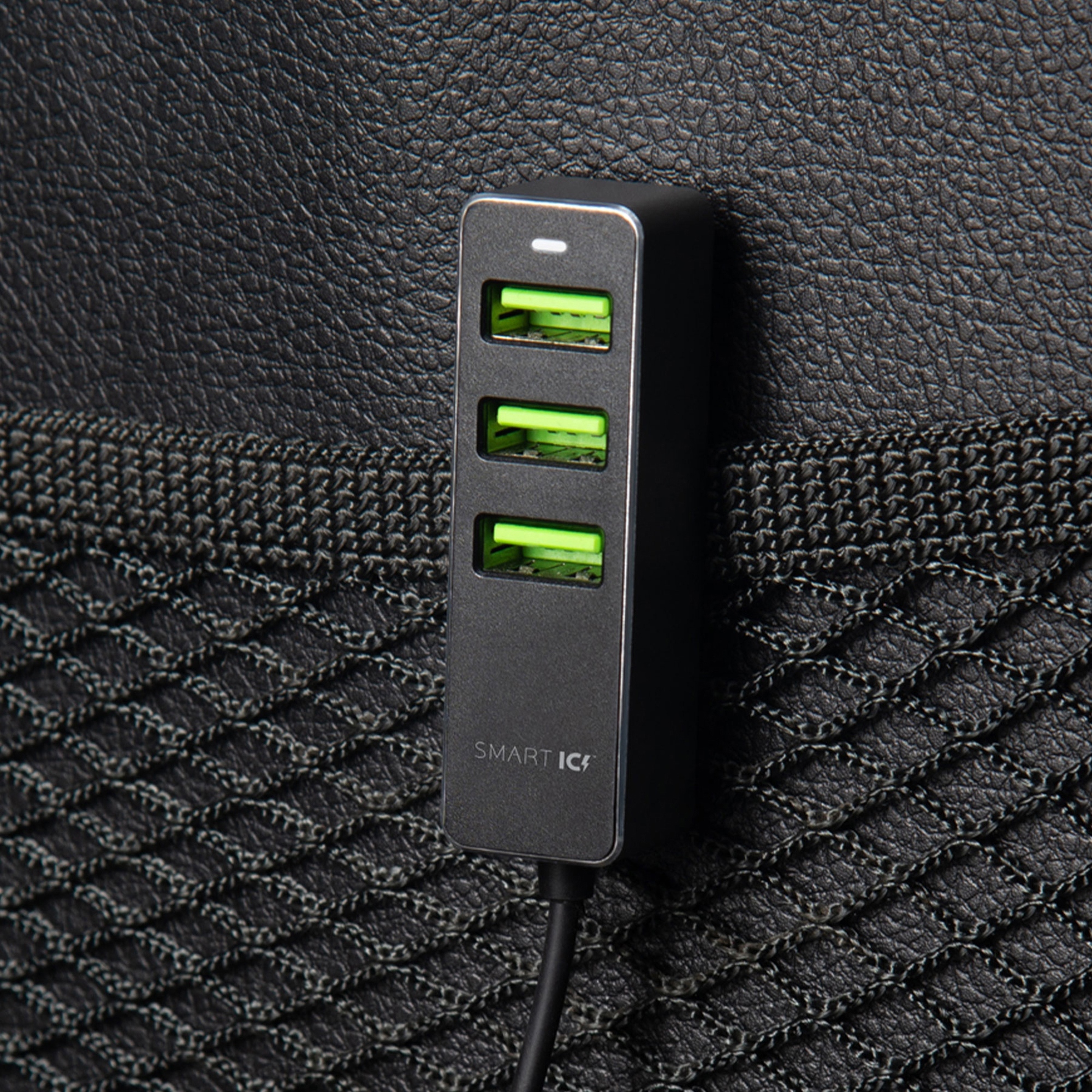 АЗУ 1 USB + 3 USB для пассажиров, QC 3.0, 7Аa
