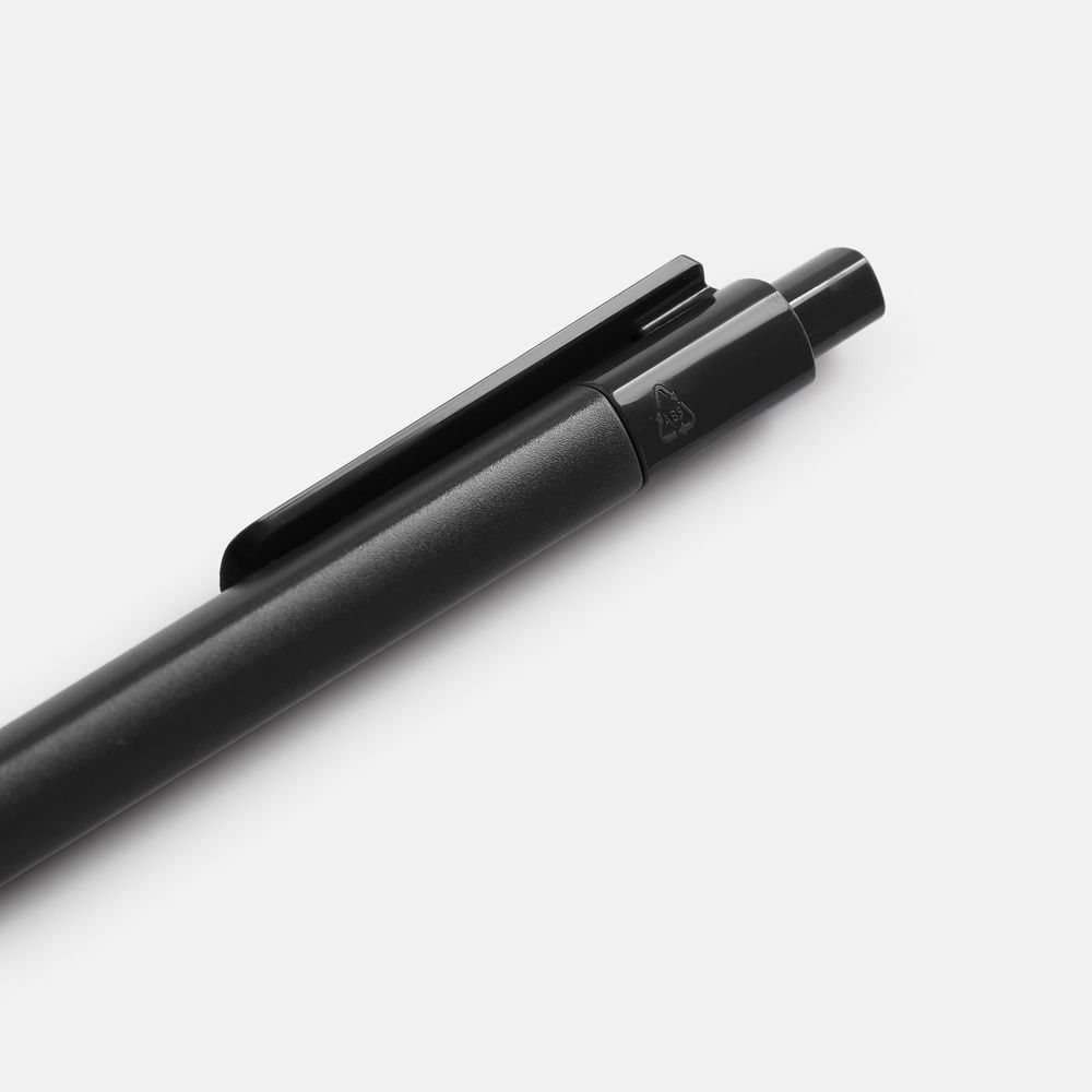 Ручка шариковая Prodir DS4 PMM-P, черная